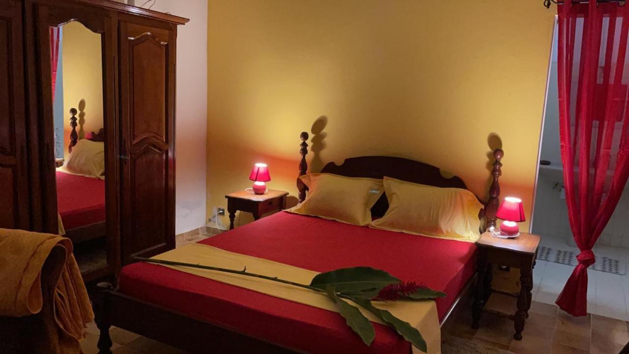 Villa Martinique Treehouse Canton Suisse Esterno foto