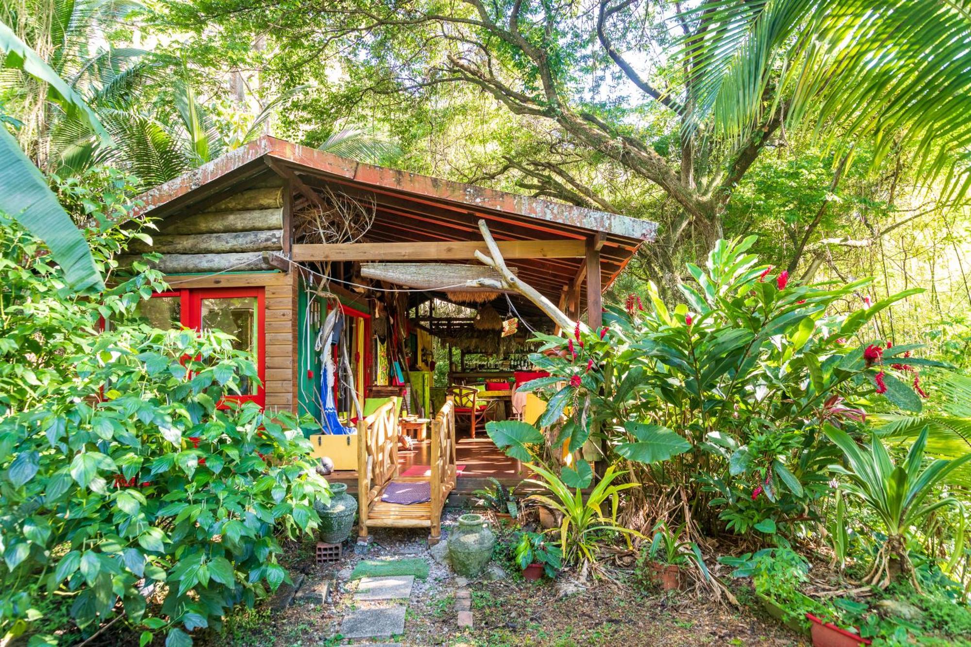 Villa Martinique Treehouse Canton Suisse Esterno foto