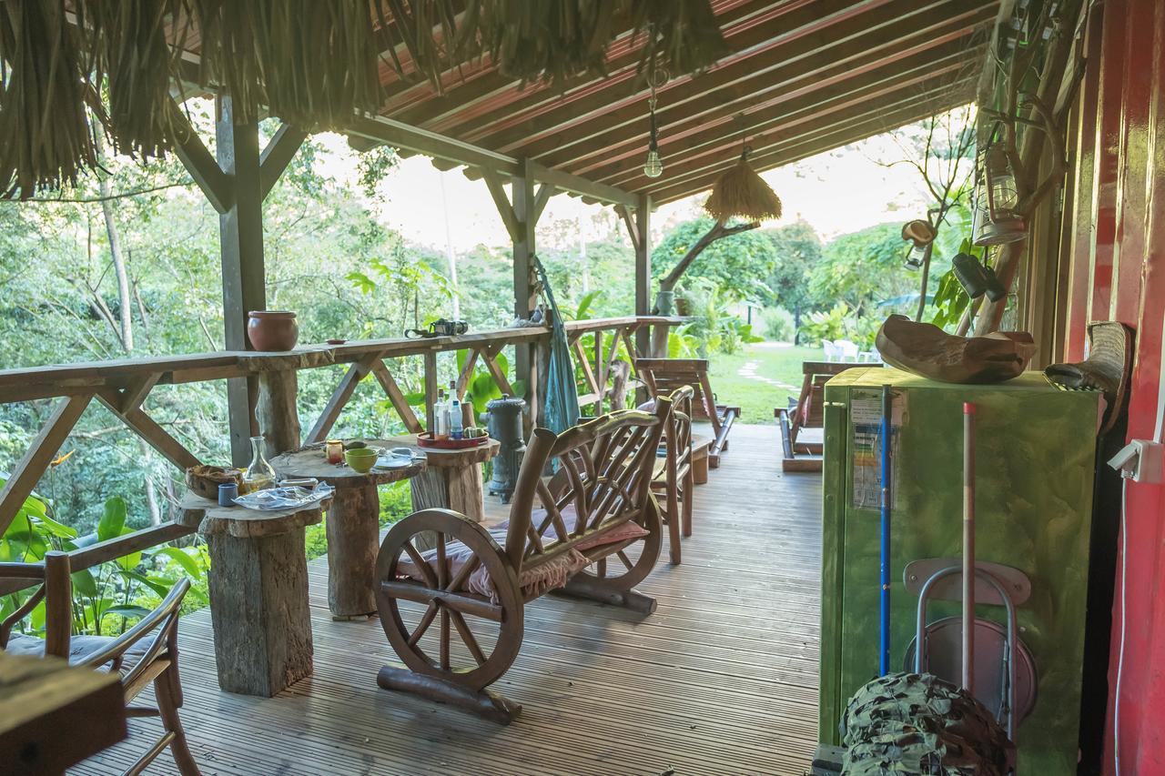 Villa Martinique Treehouse Canton Suisse Esterno foto